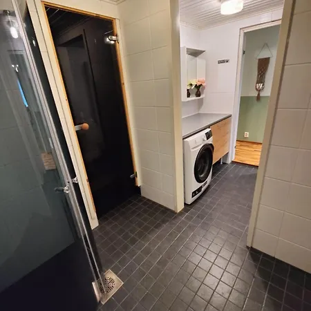 Spacious Row House For Families And Friends